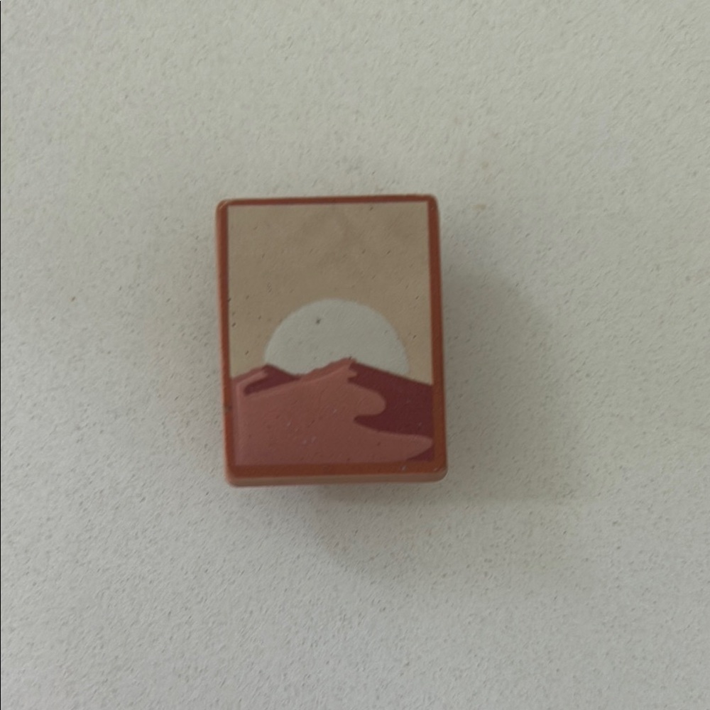 CROCS Sunset Charm in Red and Tan
